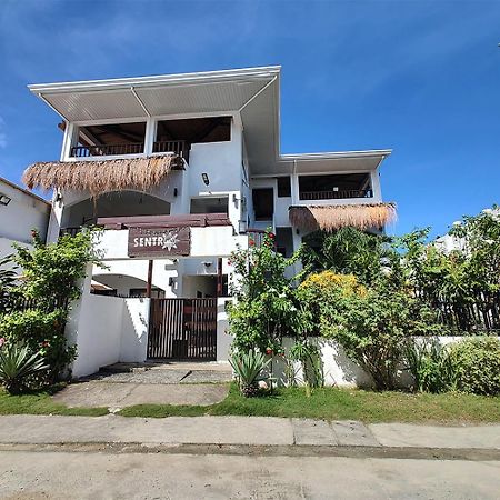 Sentro Suites Siargao 卢纳将军城 外观 照片
