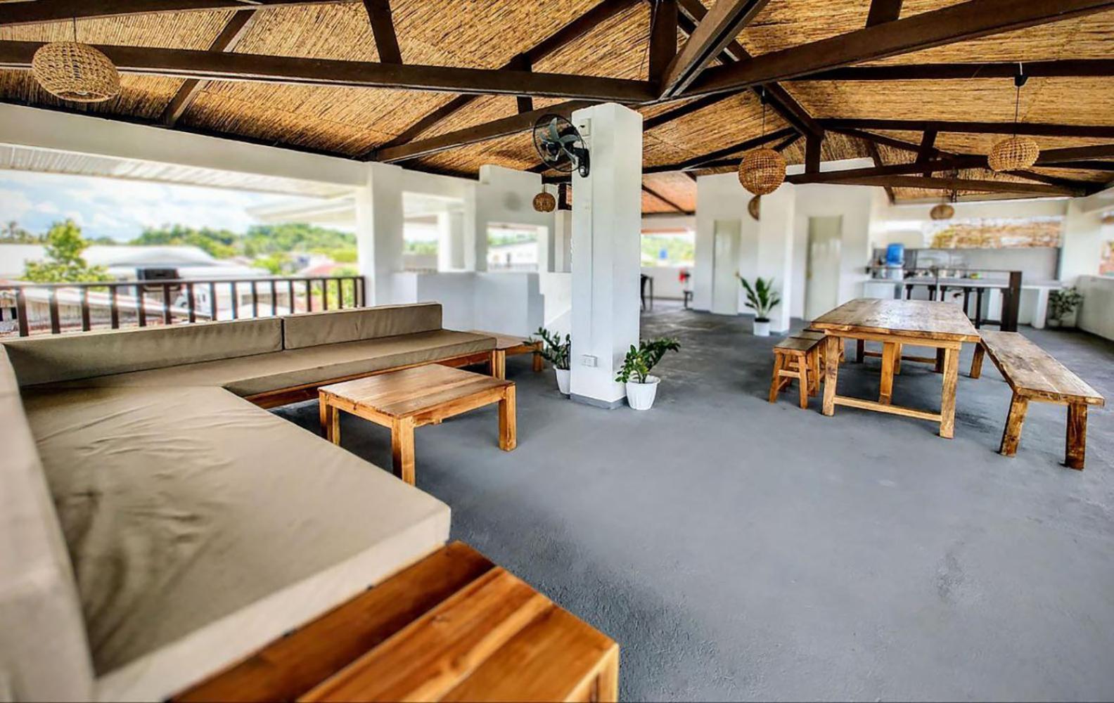 Sentro Suites Siargao 卢纳将军城 外观 照片