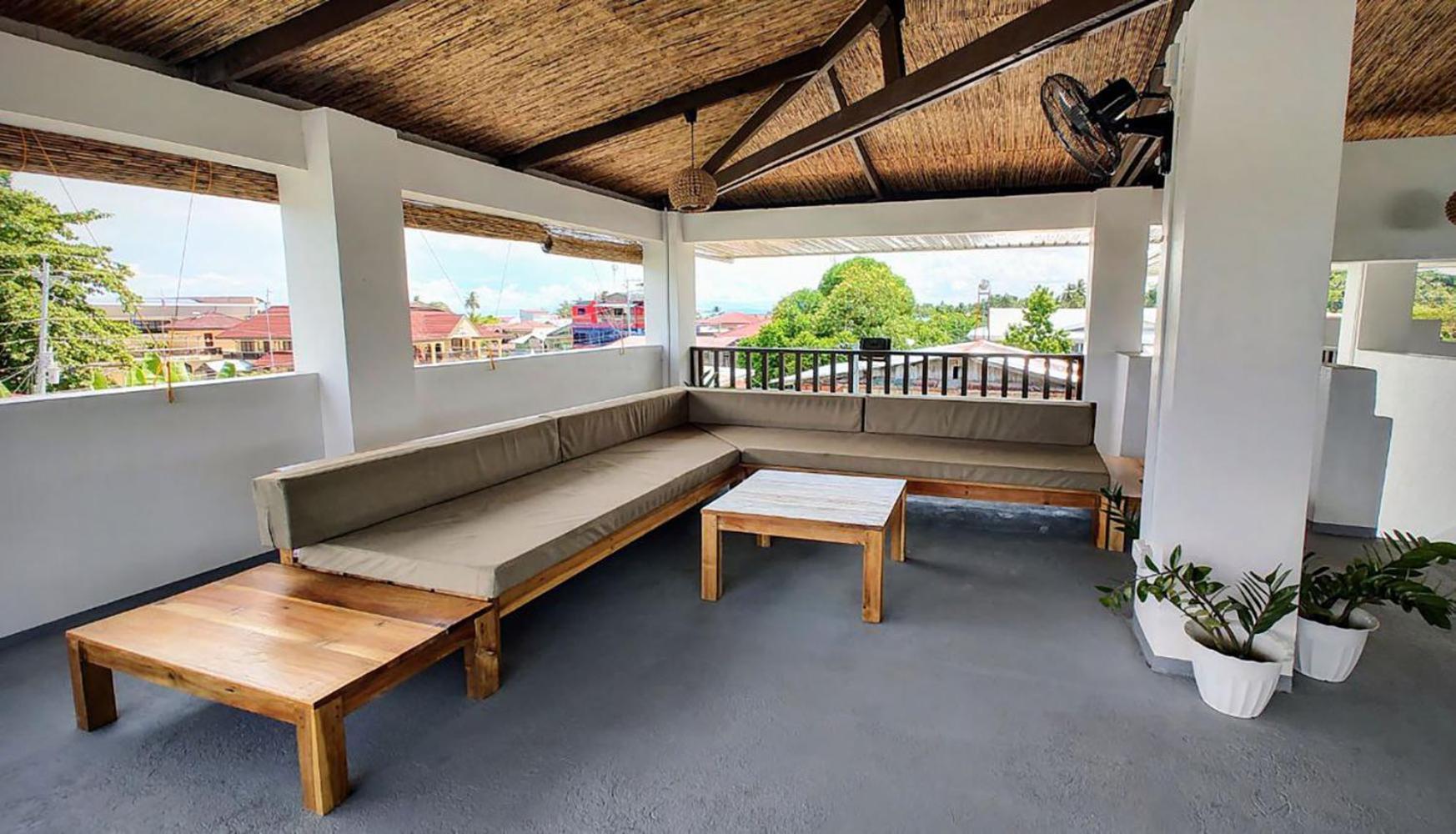 Sentro Suites Siargao 卢纳将军城 外观 照片
