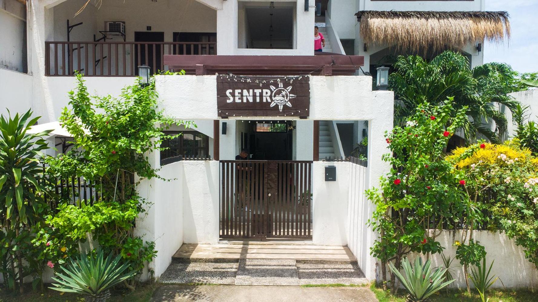 Sentro Suites Siargao 卢纳将军城 外观 照片